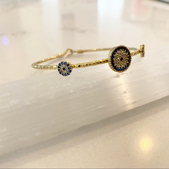 Round Evil Eye Bracelet - Picture 3 of 4